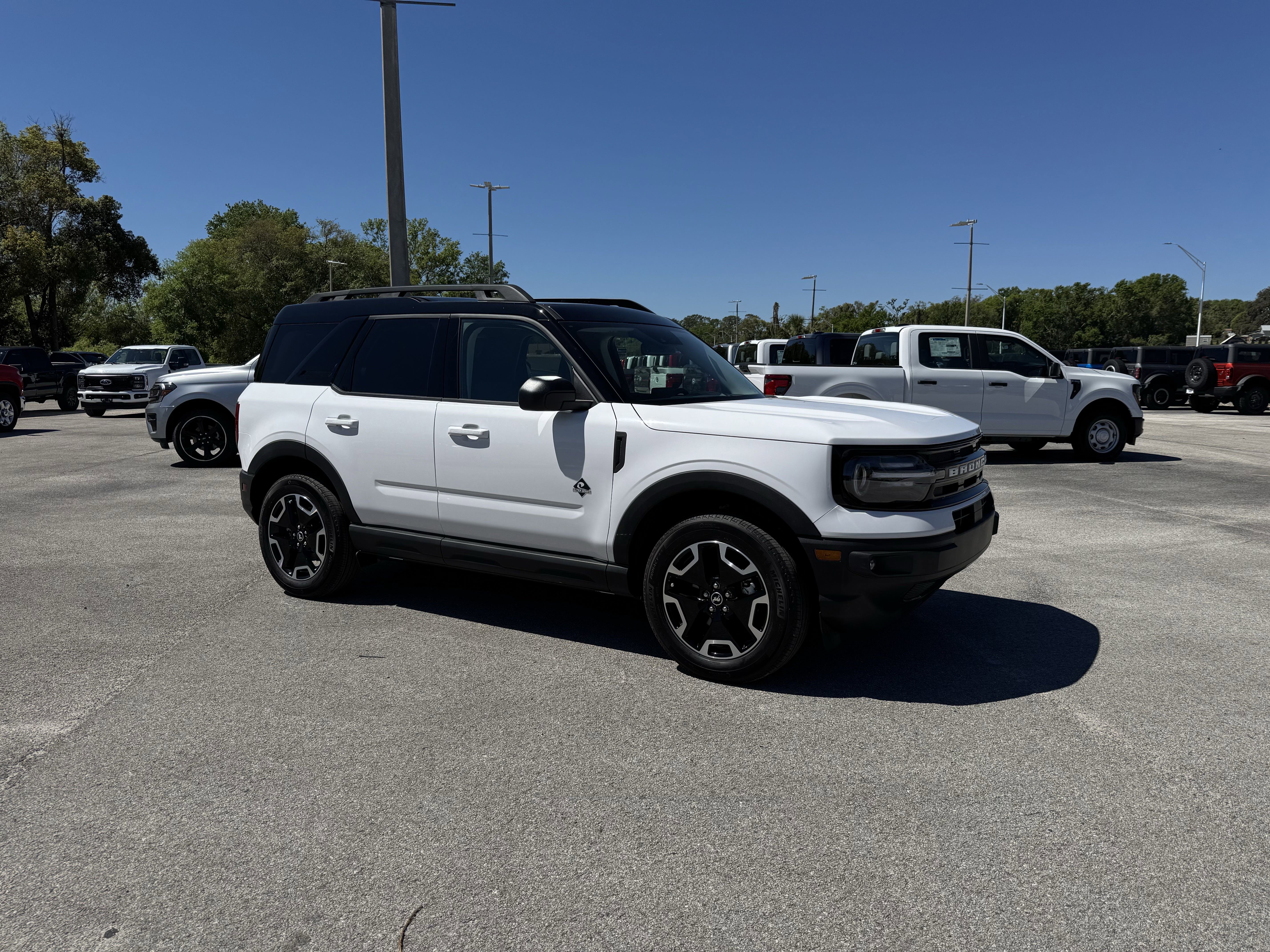 Used 2024 Ford Bronco Sport Outer Banks with VIN 3FMCR9C65RRE37766 for sale in Dade City, FL