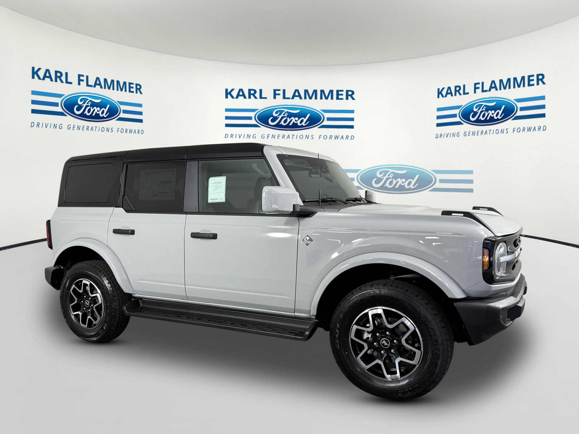 2026 Ford Bronco Outer Banks 4x4's photo