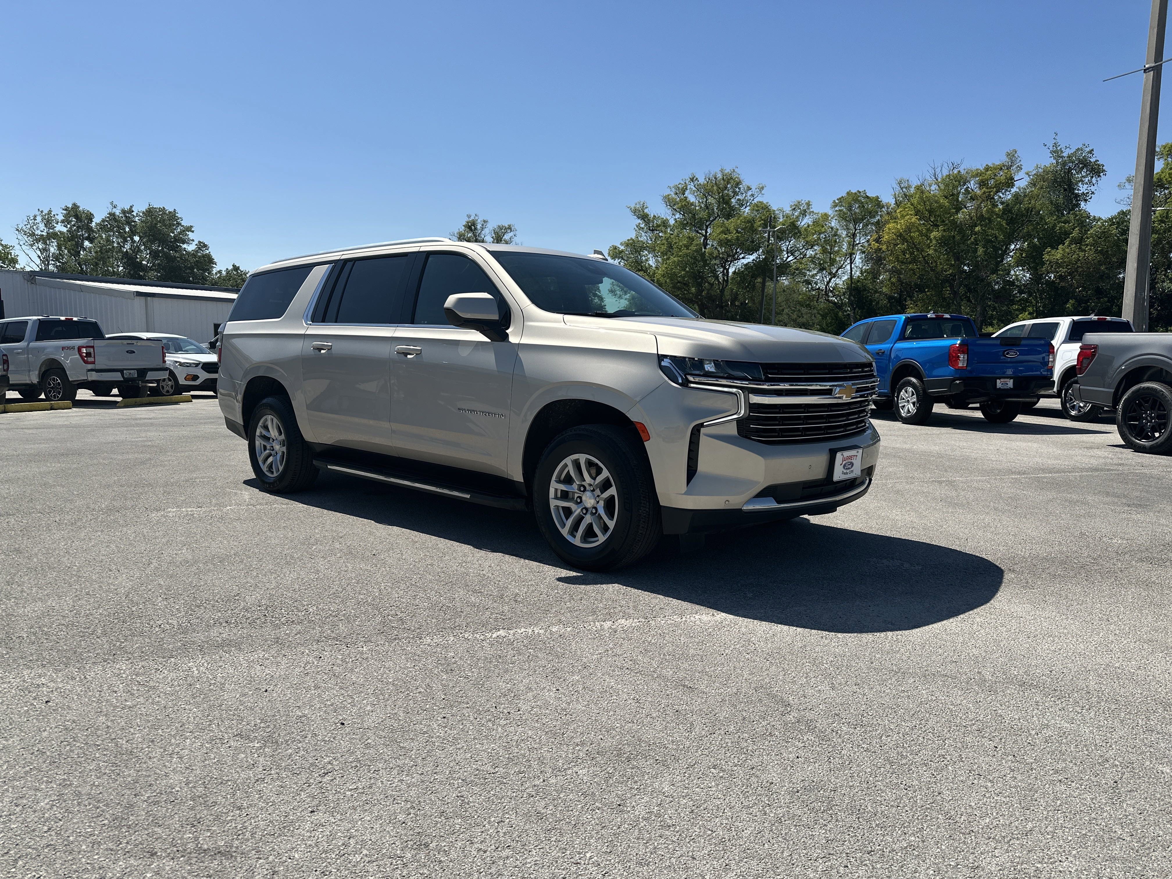 Used 2023 Chevrolet Suburban LT with VIN 1GNSCCKDXPR323373 for sale in Dade City, FL