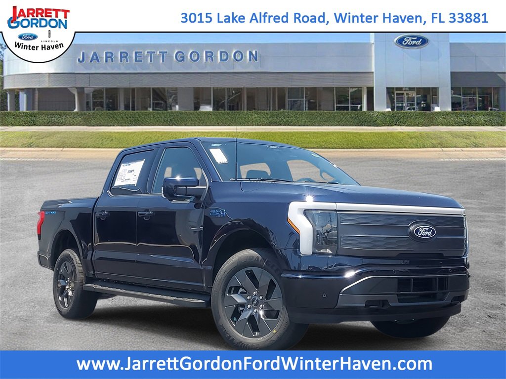 2025 Ford F-150 Lightning Lariat's photo