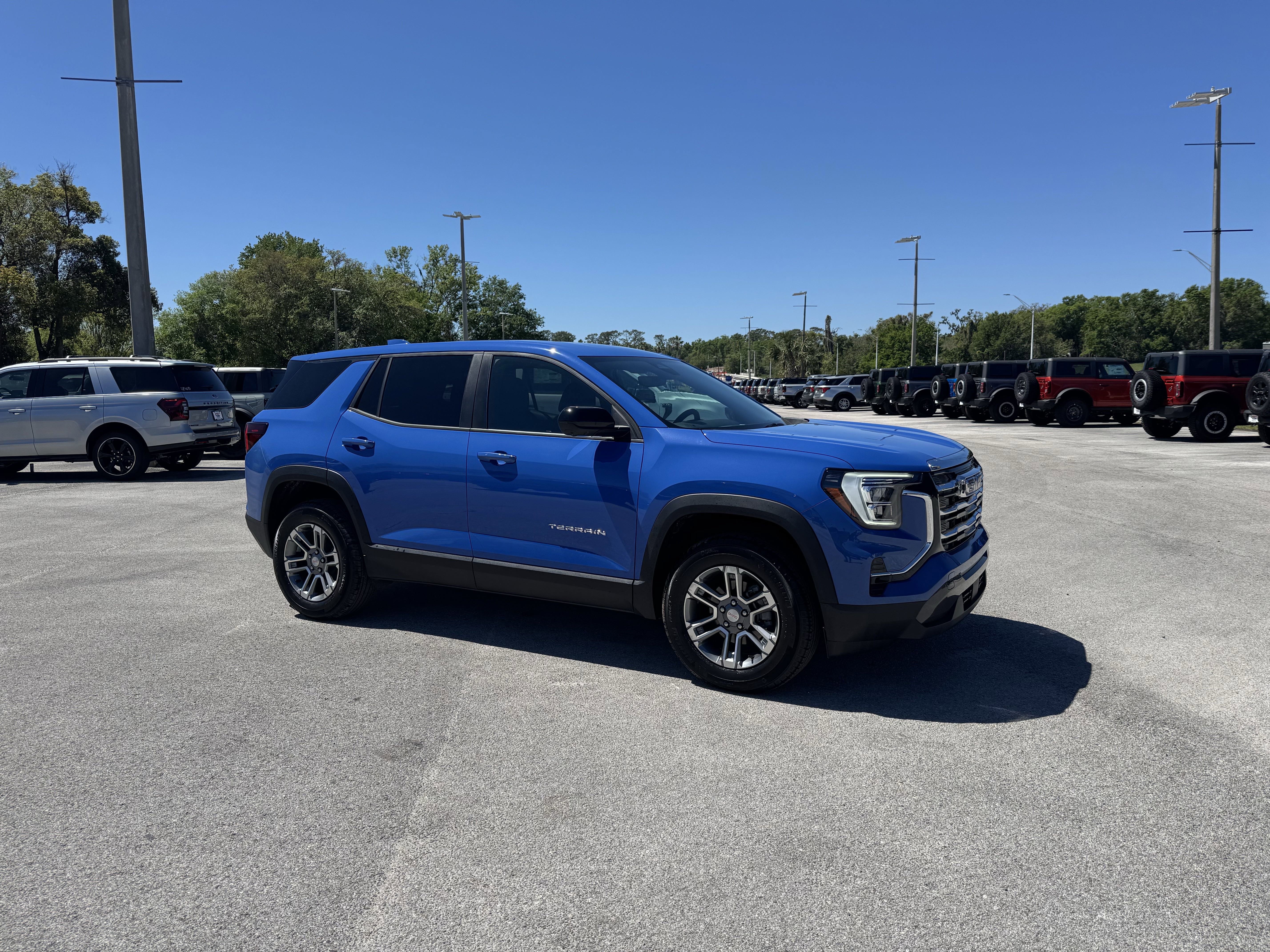 Used 2025 GMC Terrain Elevation with VIN 3GKALUEG2SL249662 for sale in Dade City, FL