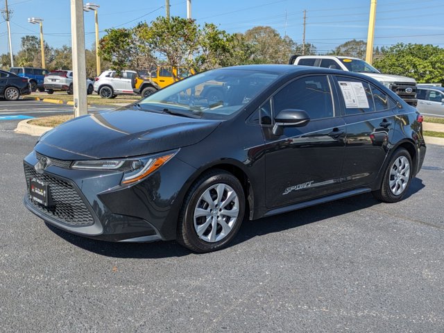 Used 2022 Toyota Corolla LE with VIN 5YFEPMAE0NP357937 for sale in Seminole, FL