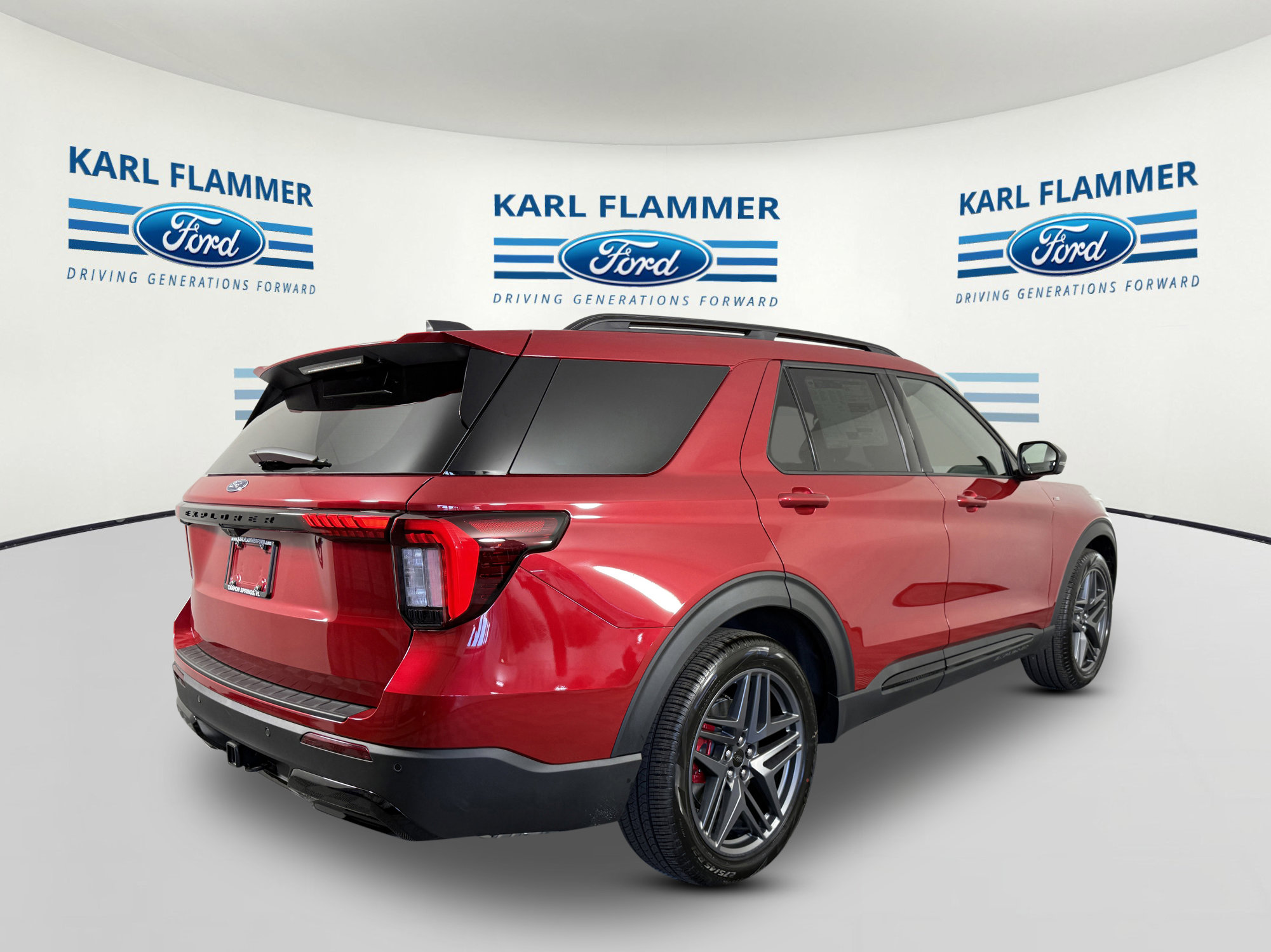 2026 Ford Explorer ST-Line photo 3