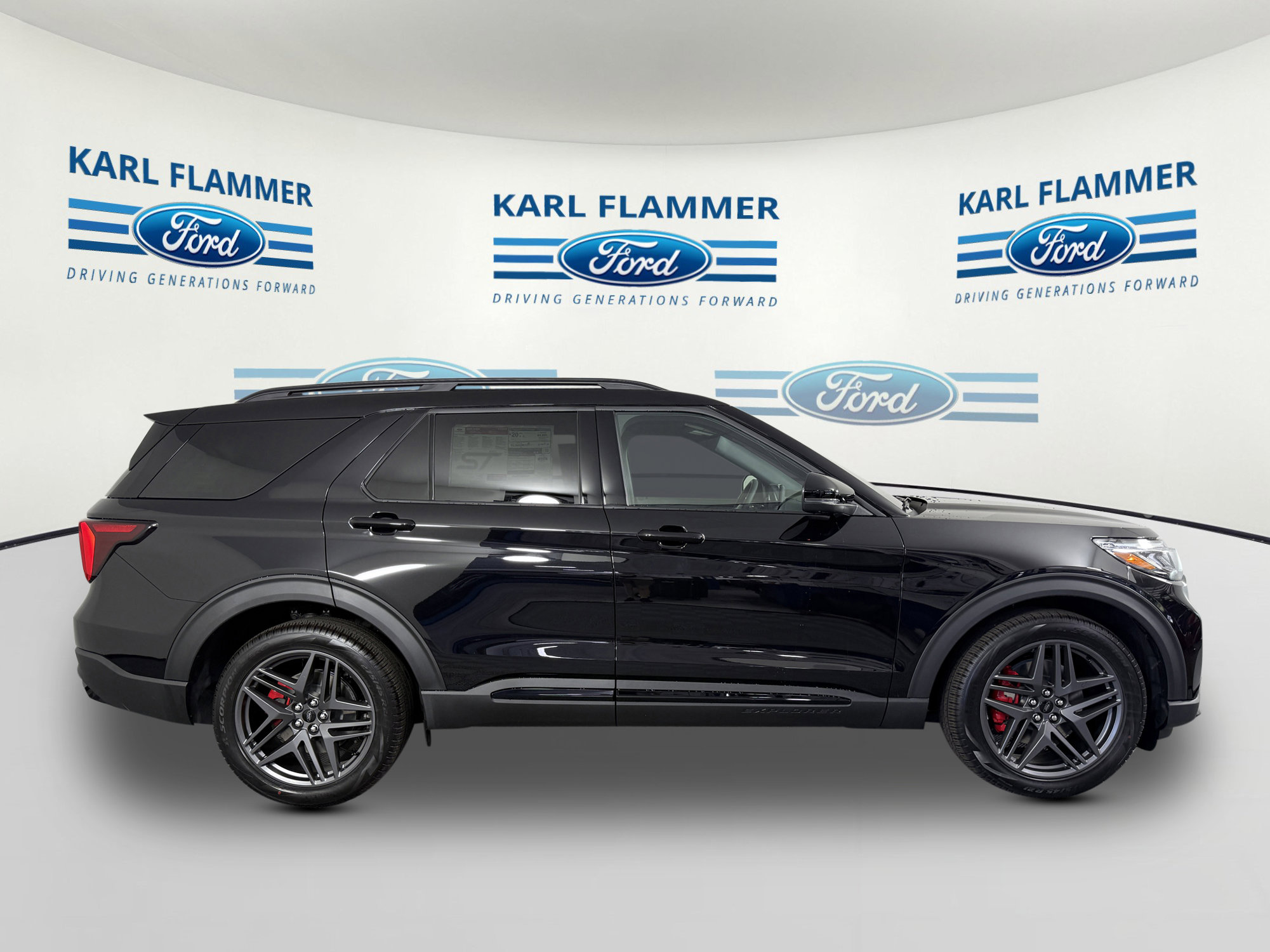 2026 Ford Explorer ST photo 2