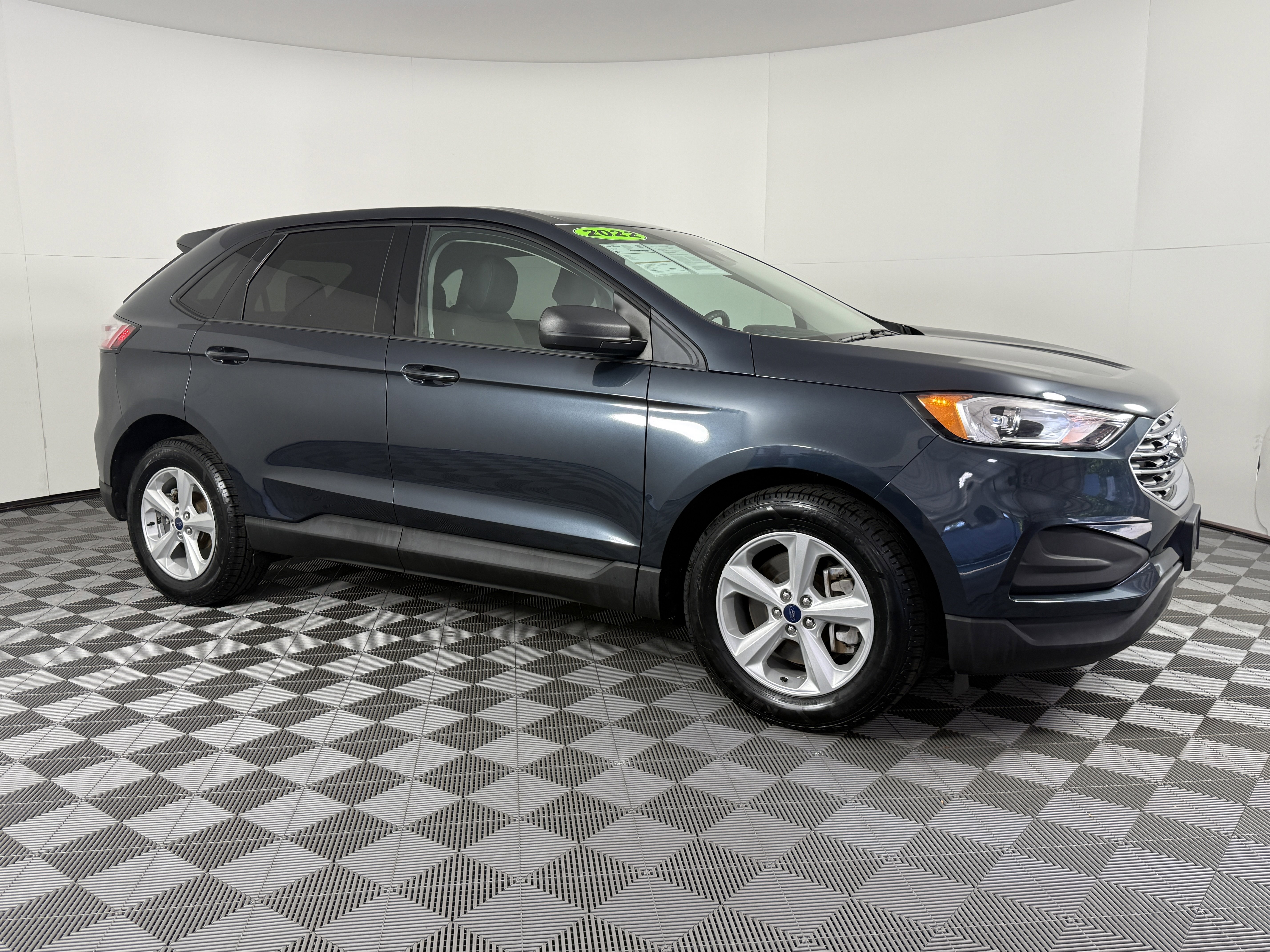 2022 Ford Edge SE AWD's photo