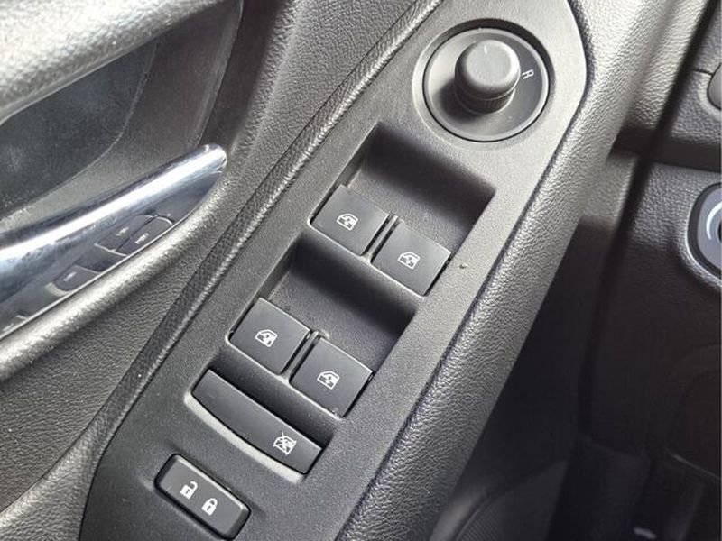 2019 Chevrolet Trax LT - Photo 31