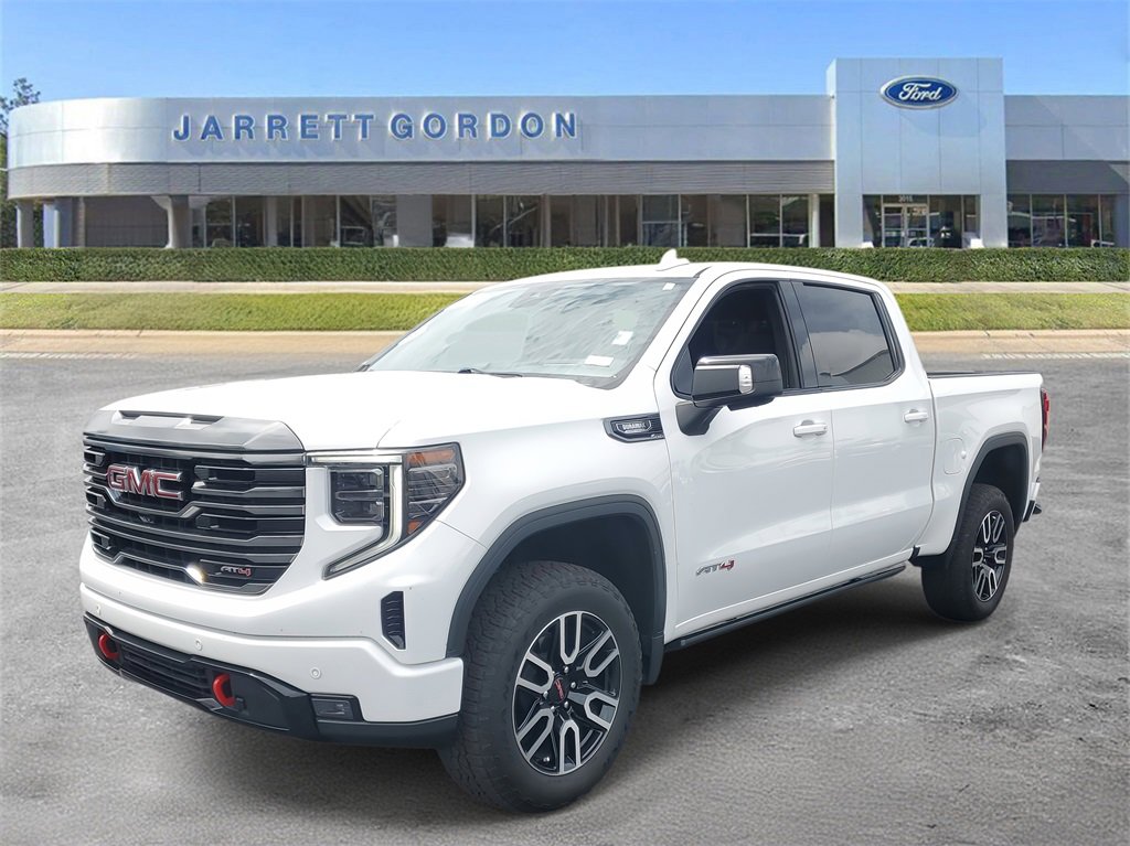 Used 2022 GMC Sierra 1500 AT4 with VIN 1GTUUEET0NZ593822 for sale in Dade City, FL