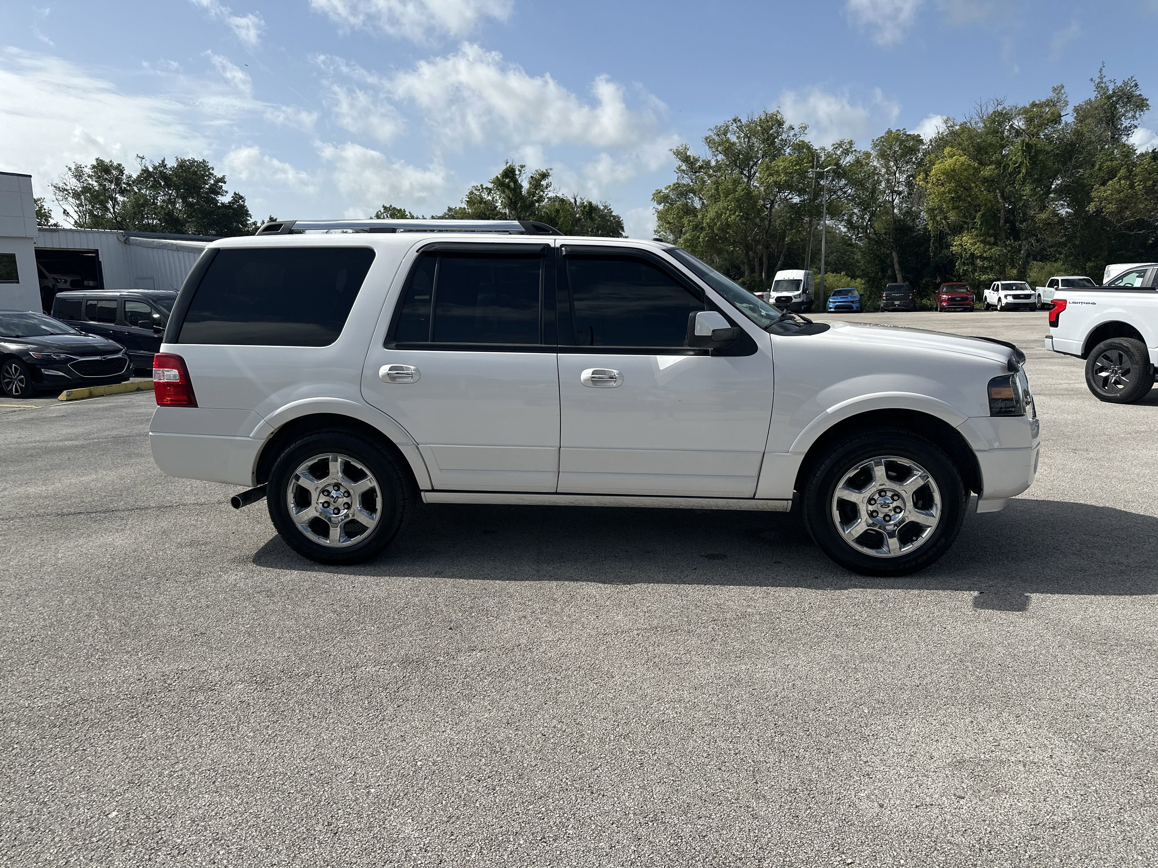 Used 2014 Ford Expedition Limited with VIN 1FMJU1K51EEF16123 for sale in Dade City, FL