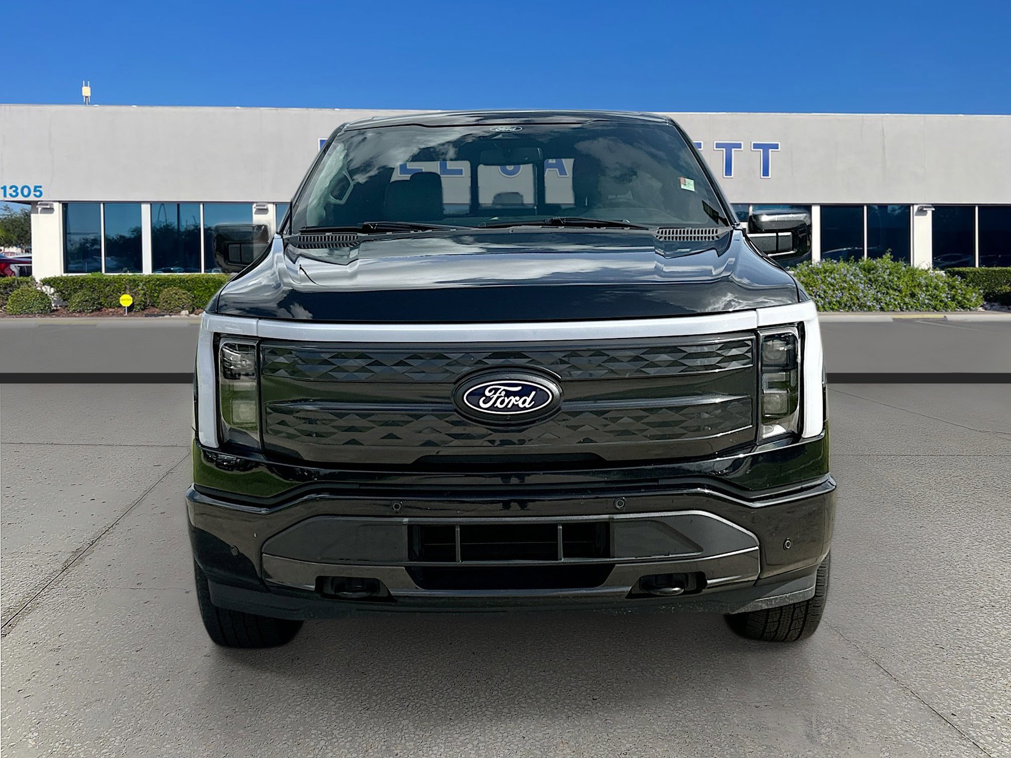 Used 2024 Ford F-150 Lightning Platinum with VIN 1FT6W7L75RWG14109 for sale in Port Charlotte, FL