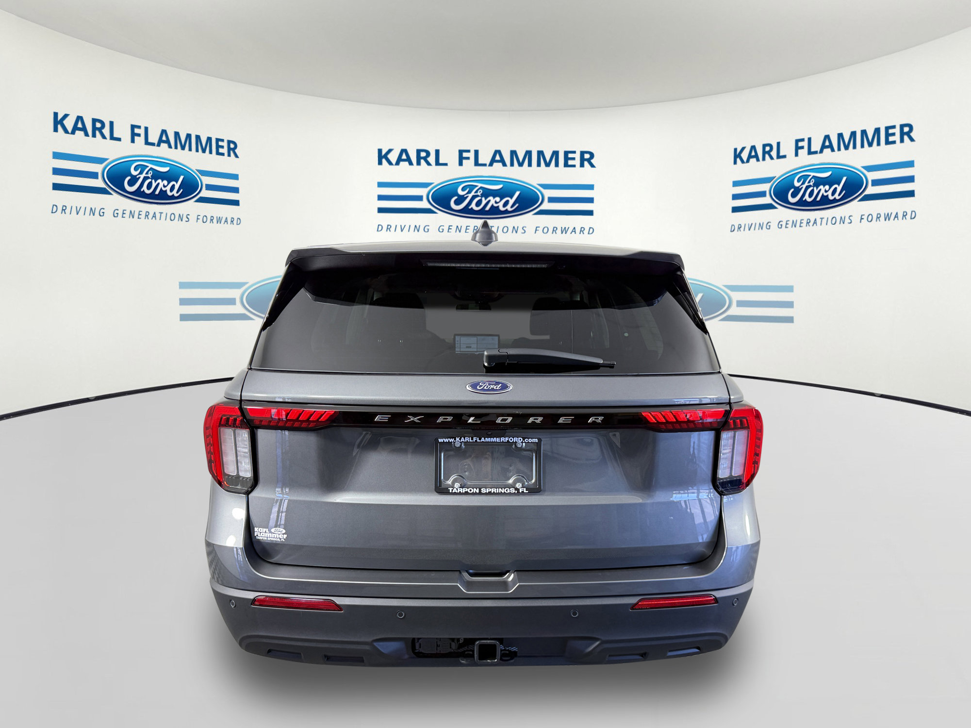 2026 Ford Explorer photo 4