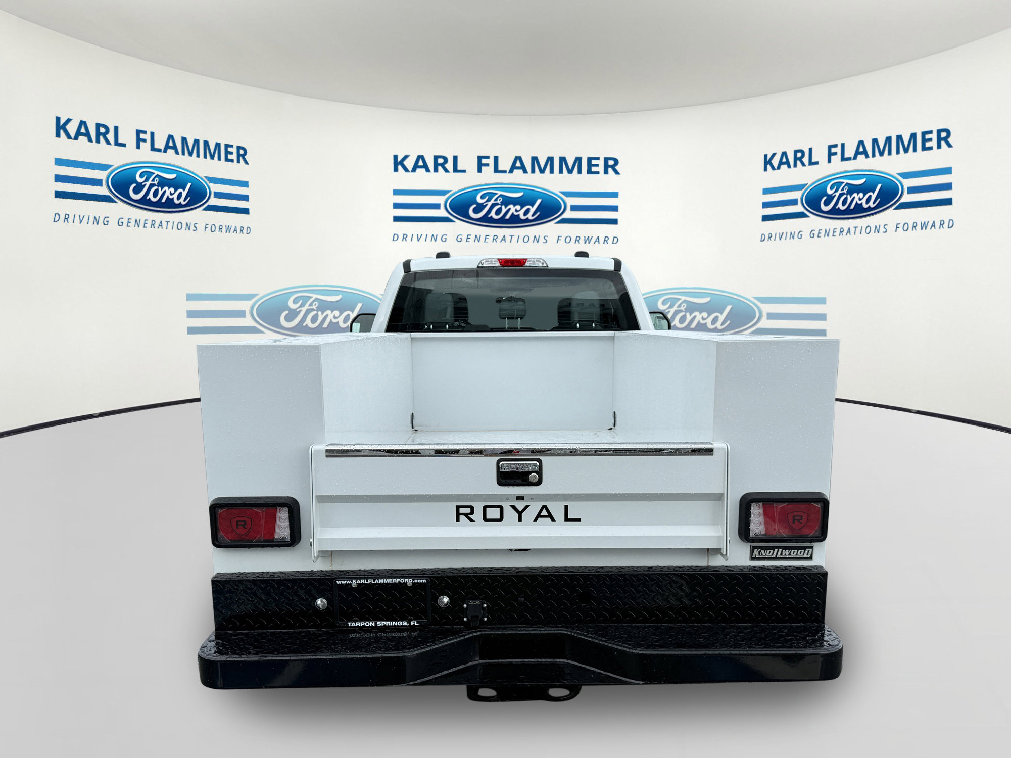 2025 Ford F-350 XL photo 4