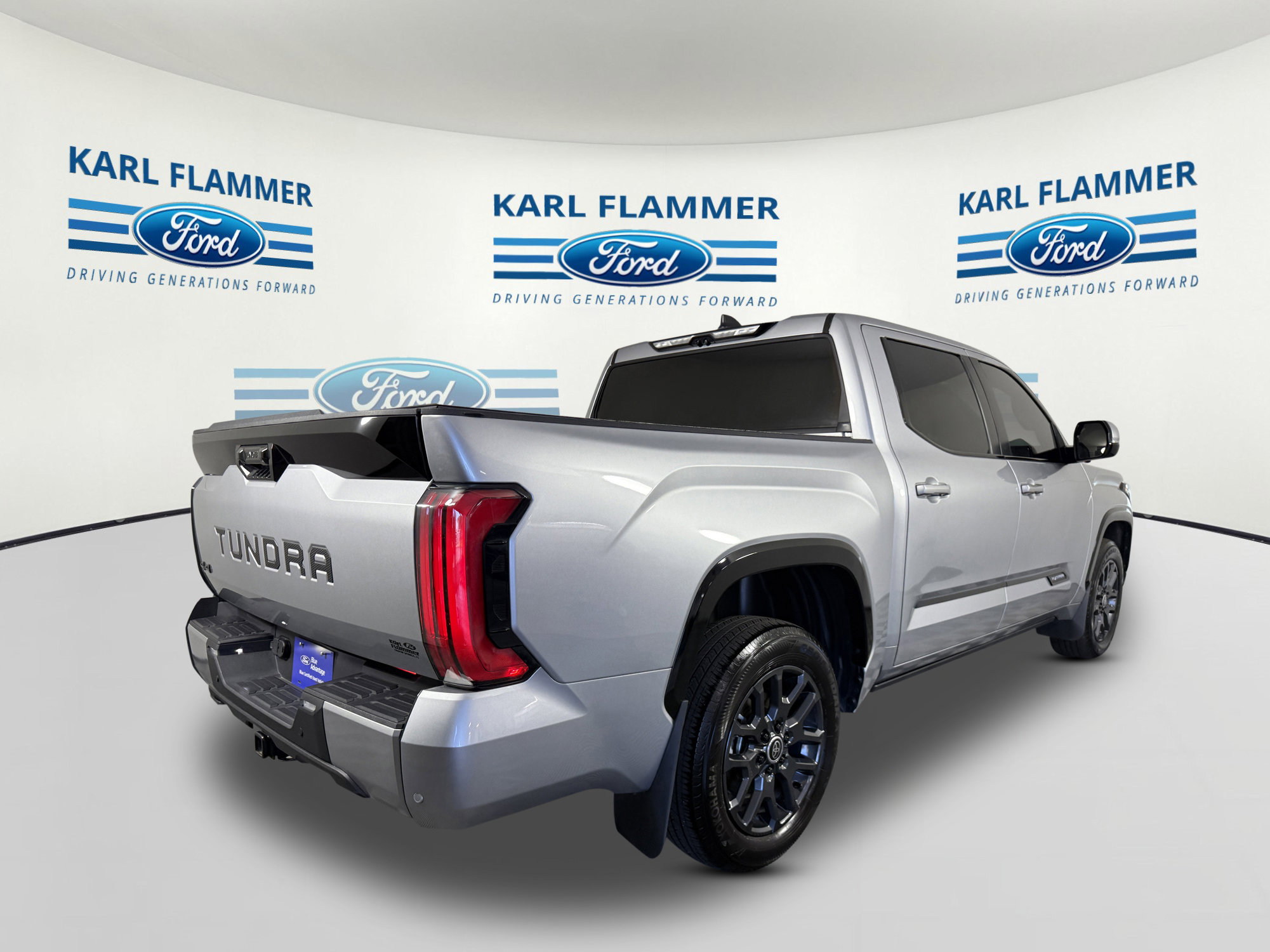 2024 Toyota Tundra Platinum photo 3