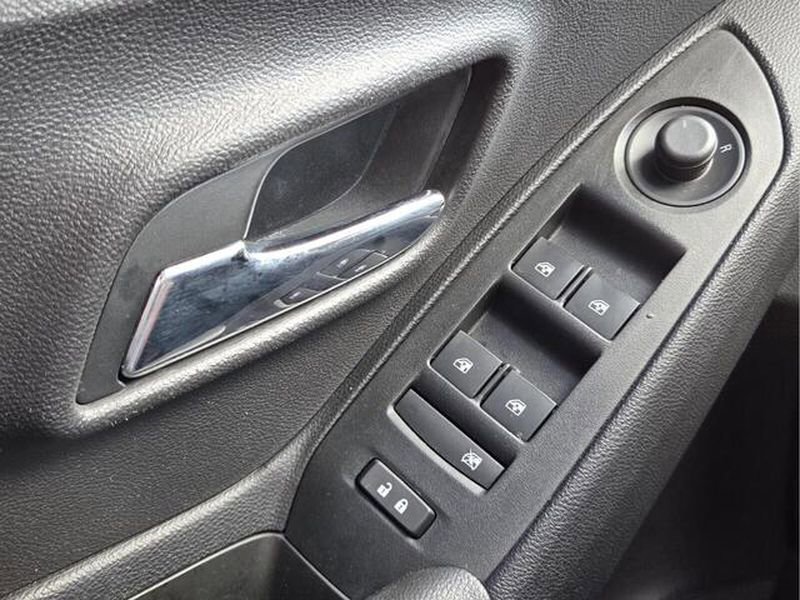 2019 Chevrolet Trax LT - Photo 30
