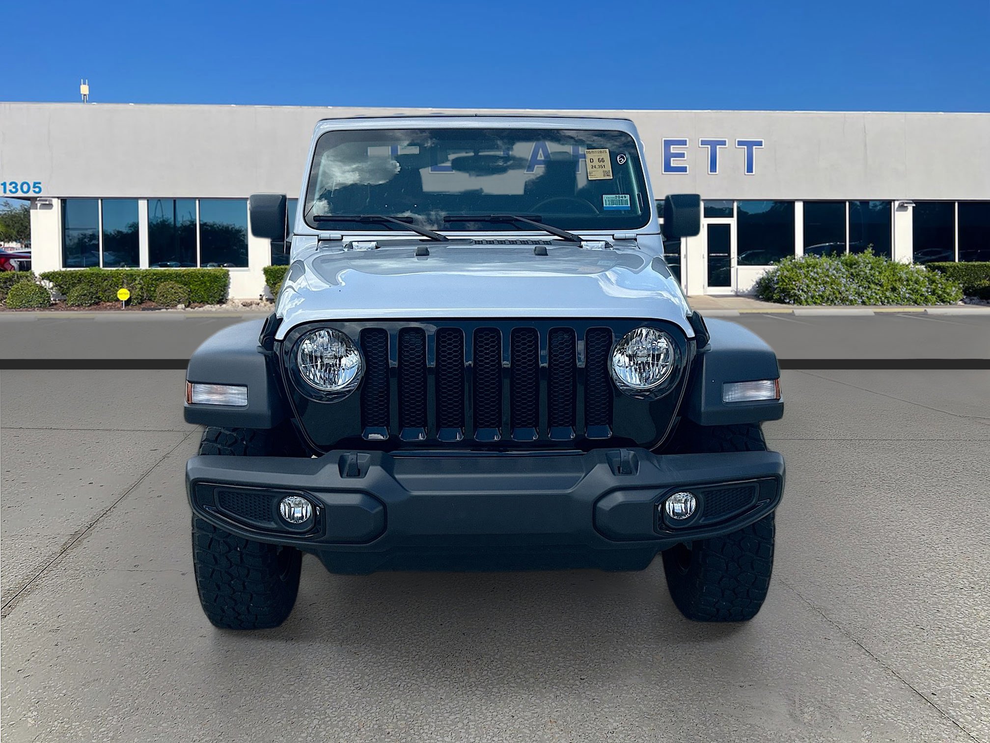 Used 2022 Jeep Wrangler Willys Sport with VIN 1C4HJXAG9NW225073 for sale in Dade City, FL