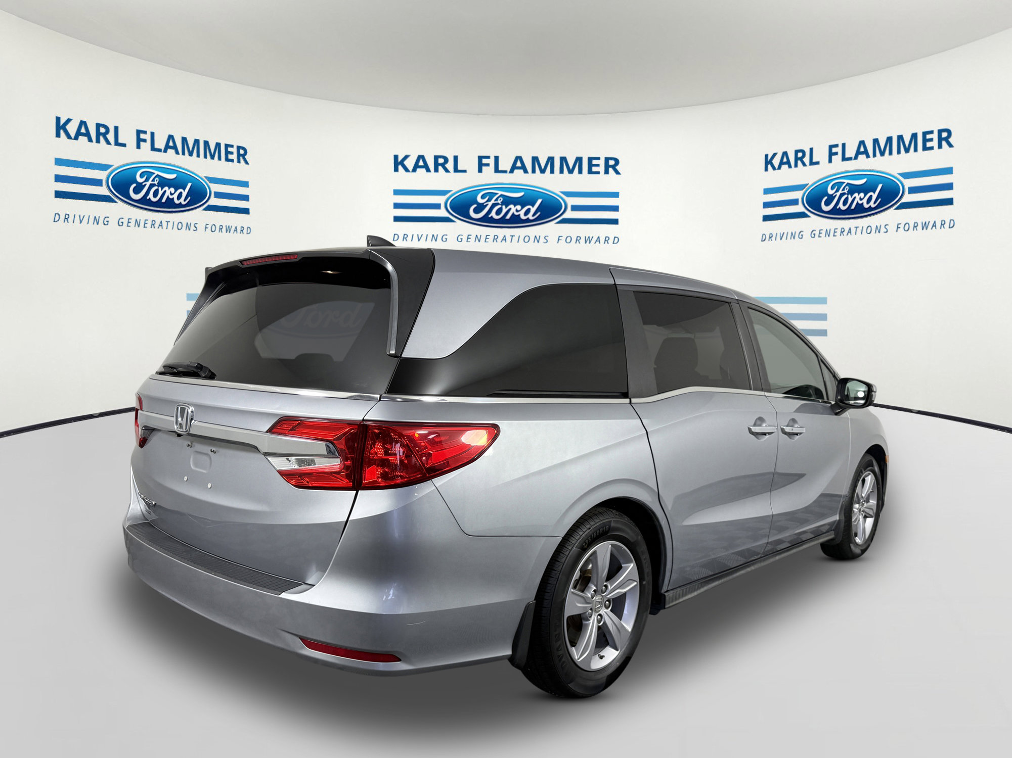 2018 Honda Odyssey EX-L photo 3