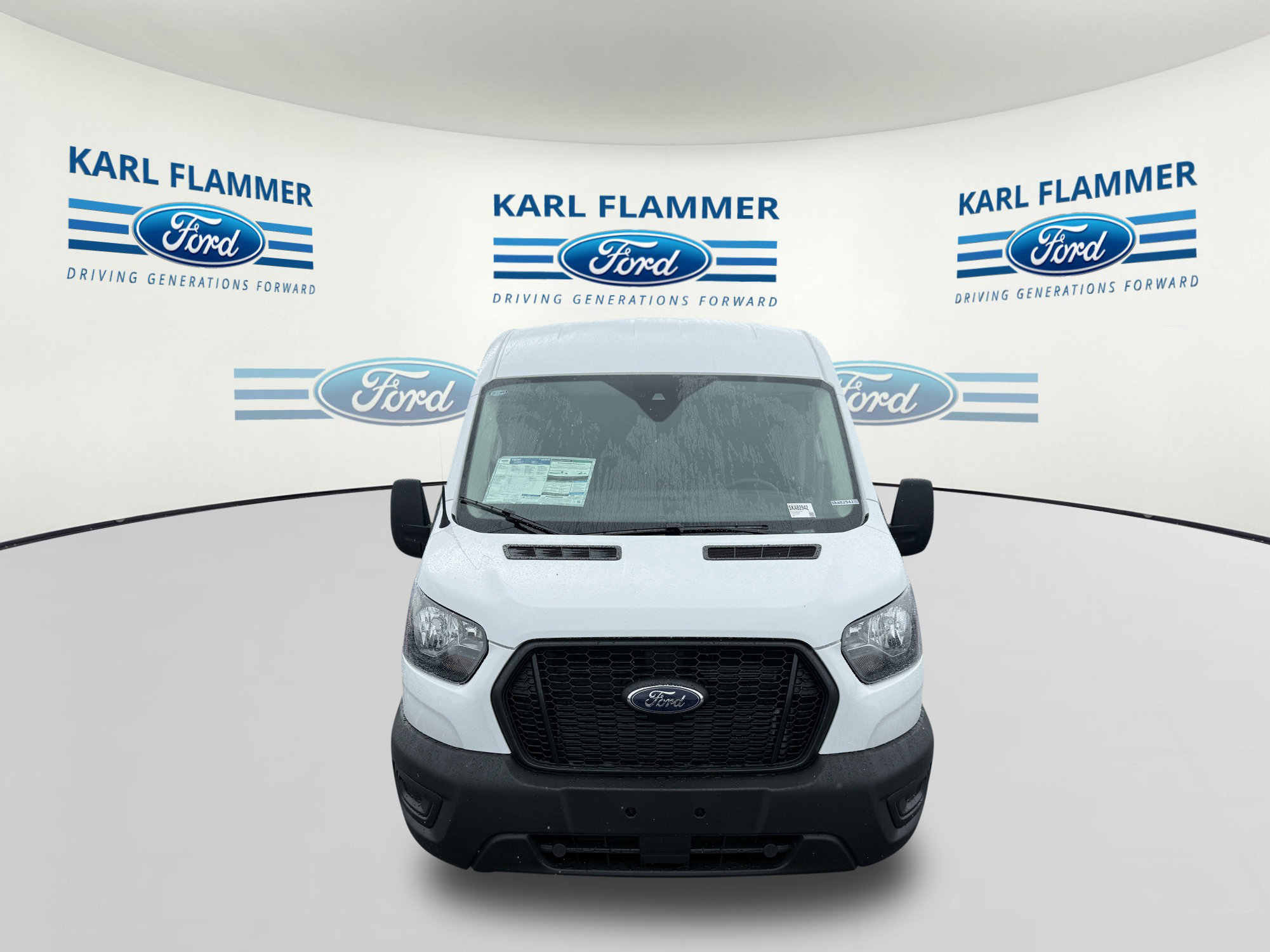 2025 Ford Transit Cargo Van photo 5