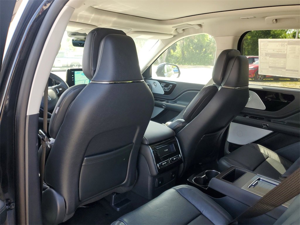 2025 Lincoln Aviator Reserve photo 10