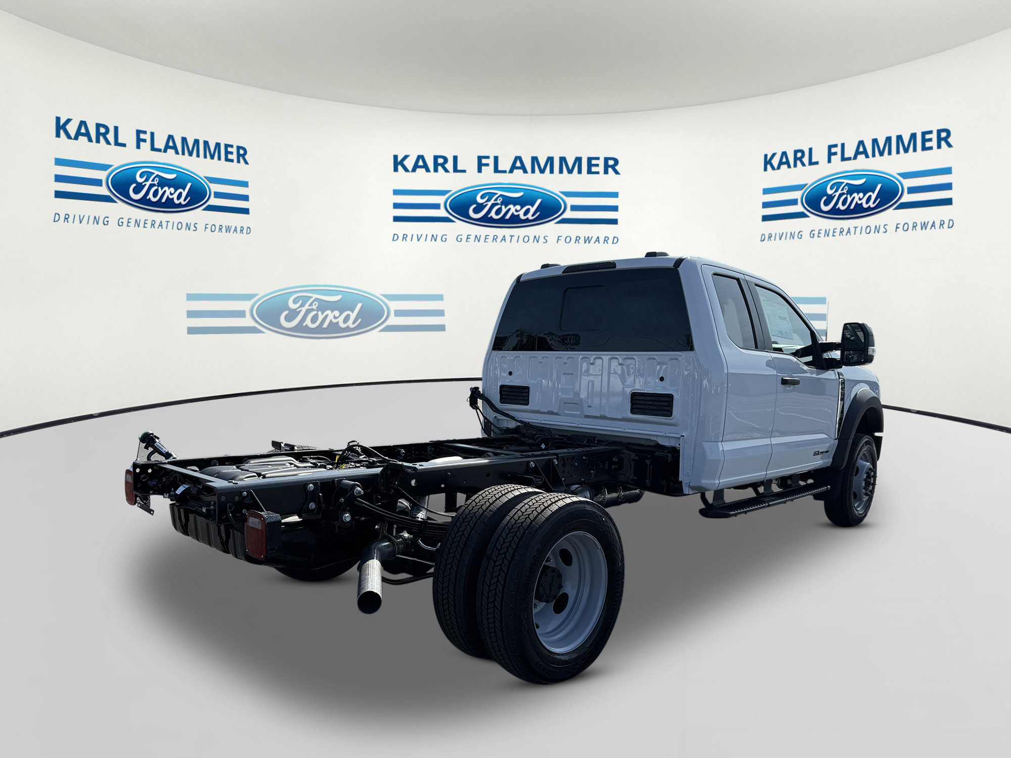 2026 Ford F-450 XL photo 3