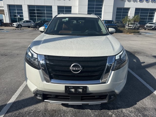 Used 2022 Nissan Pathfinder Platinum with VIN 5N1DR3DJ6NC270847 for sale in Davenport, FL