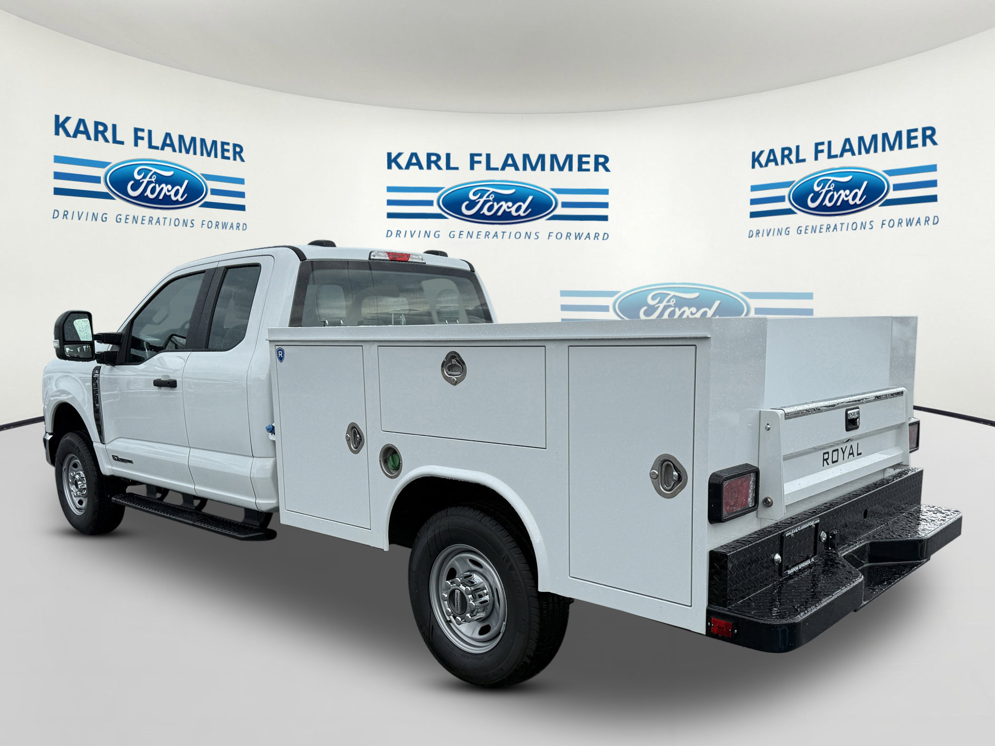 2025 Ford F-350 XL photo 5