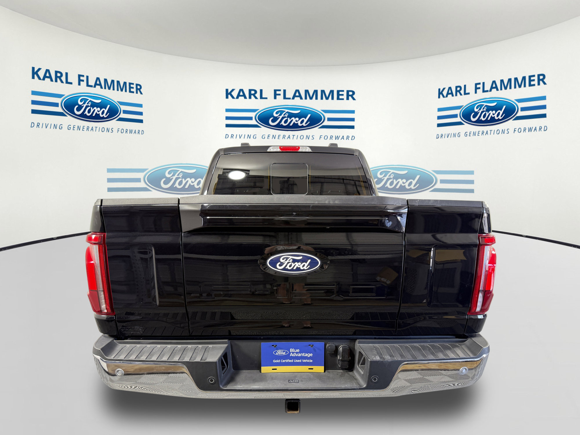 2025 Ford F-150 Lariat photo 4