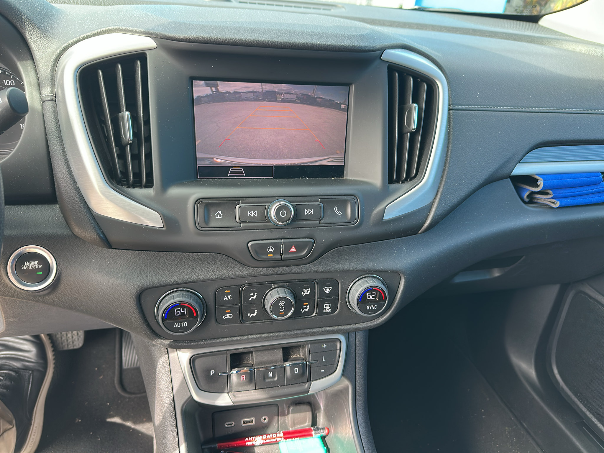 2023 GMC Terrain SLE - Photo 7