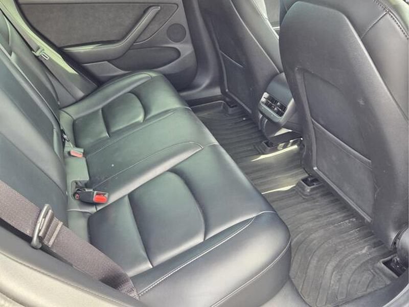 2021 Tesla Model 3 Base - Photo 18