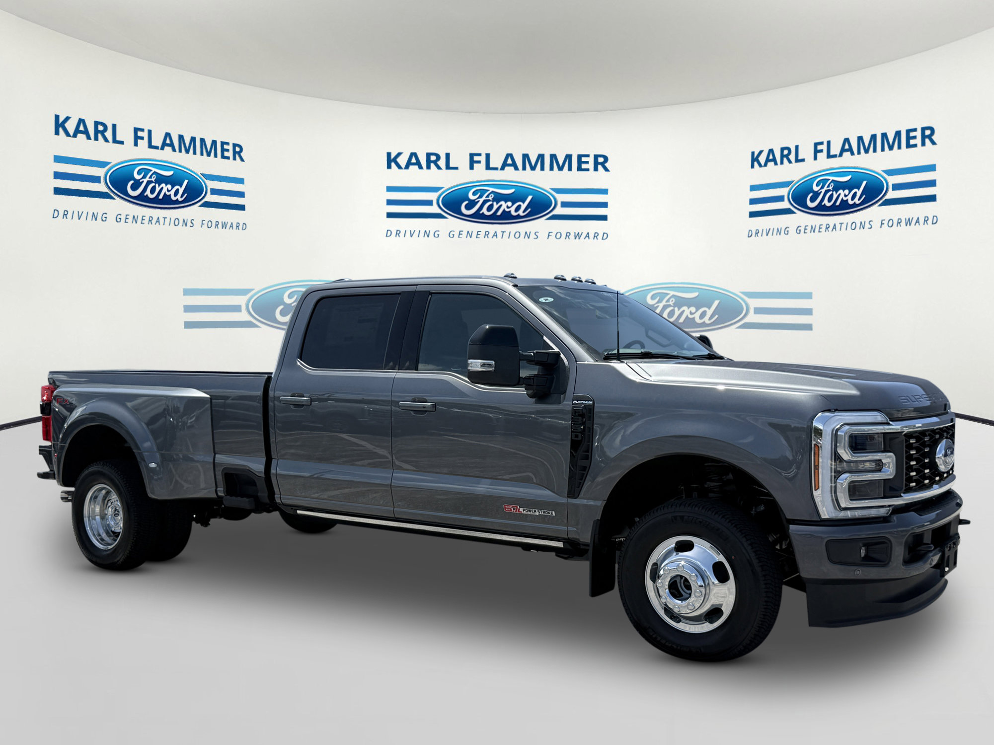 2026 Ford F-350 Platinum 4x4 Crew Cab 8' Box DRW's photo