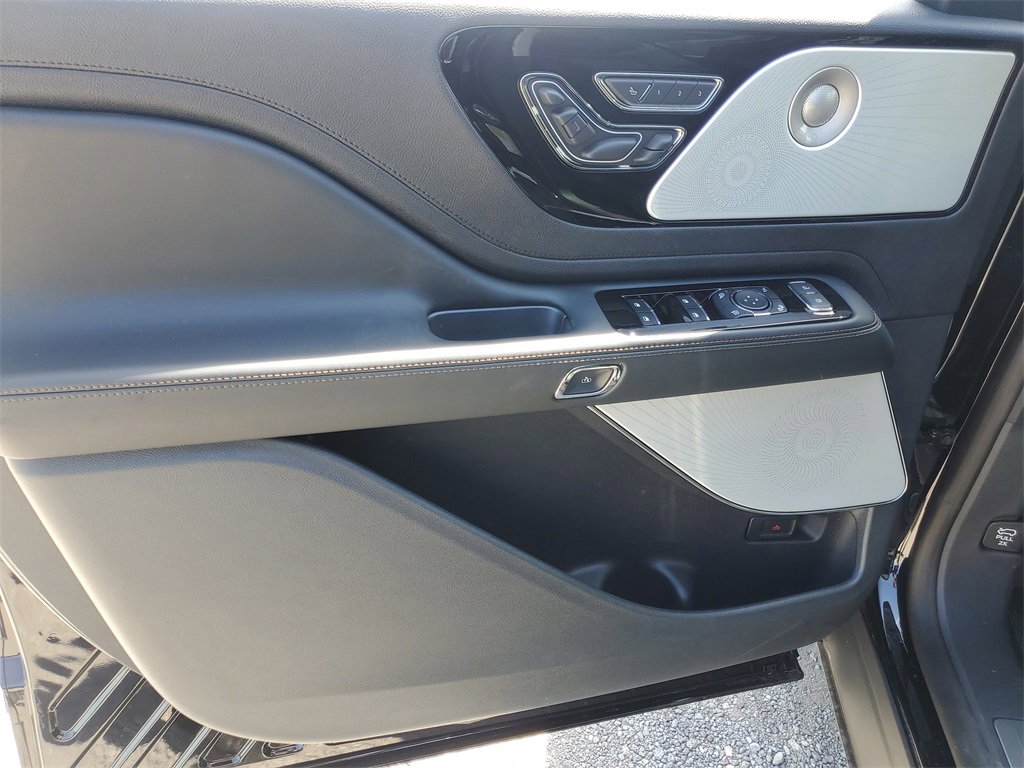 2025 Lincoln Aviator Reserve photo 15