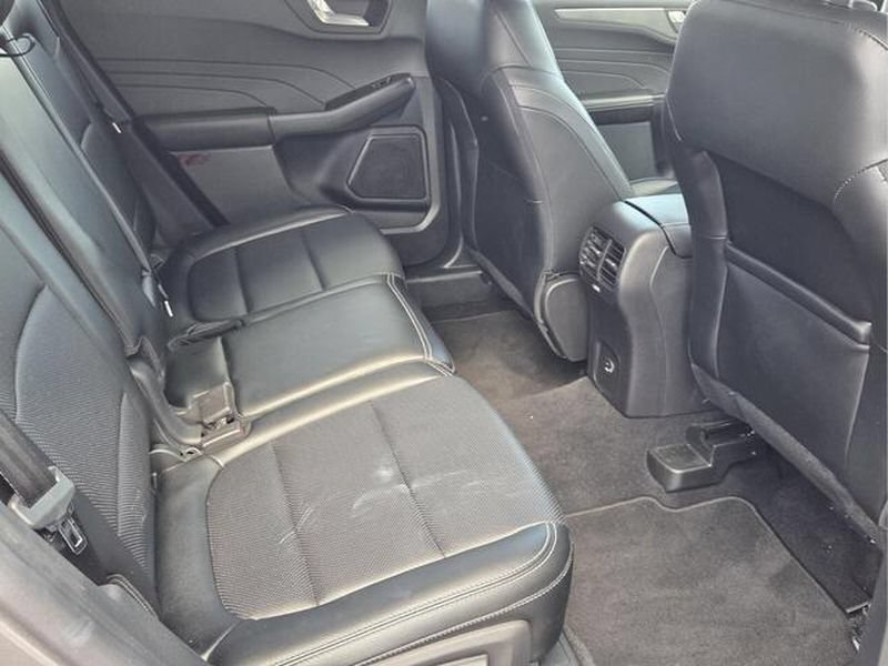 2022 Ford Escape Titanium - Photo 19