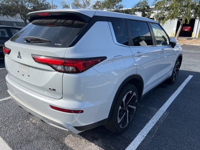 Used 2023 Mitsubishi Outlander SE Special Edition with VIN JA4J4UA80PZ030703 for sale in Seminole, FL