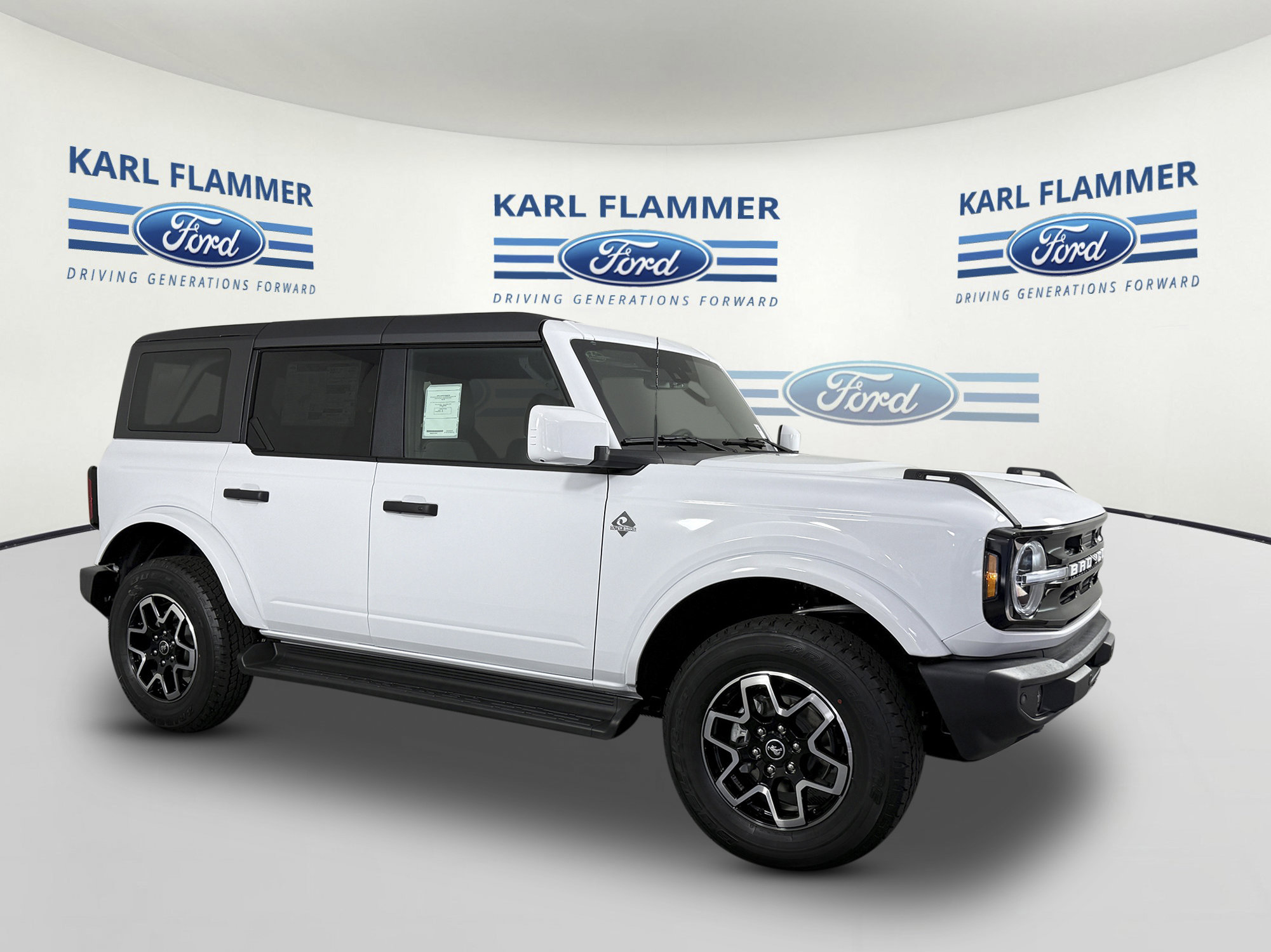 2026 Ford Bronco Outer Banks 4x4's photo