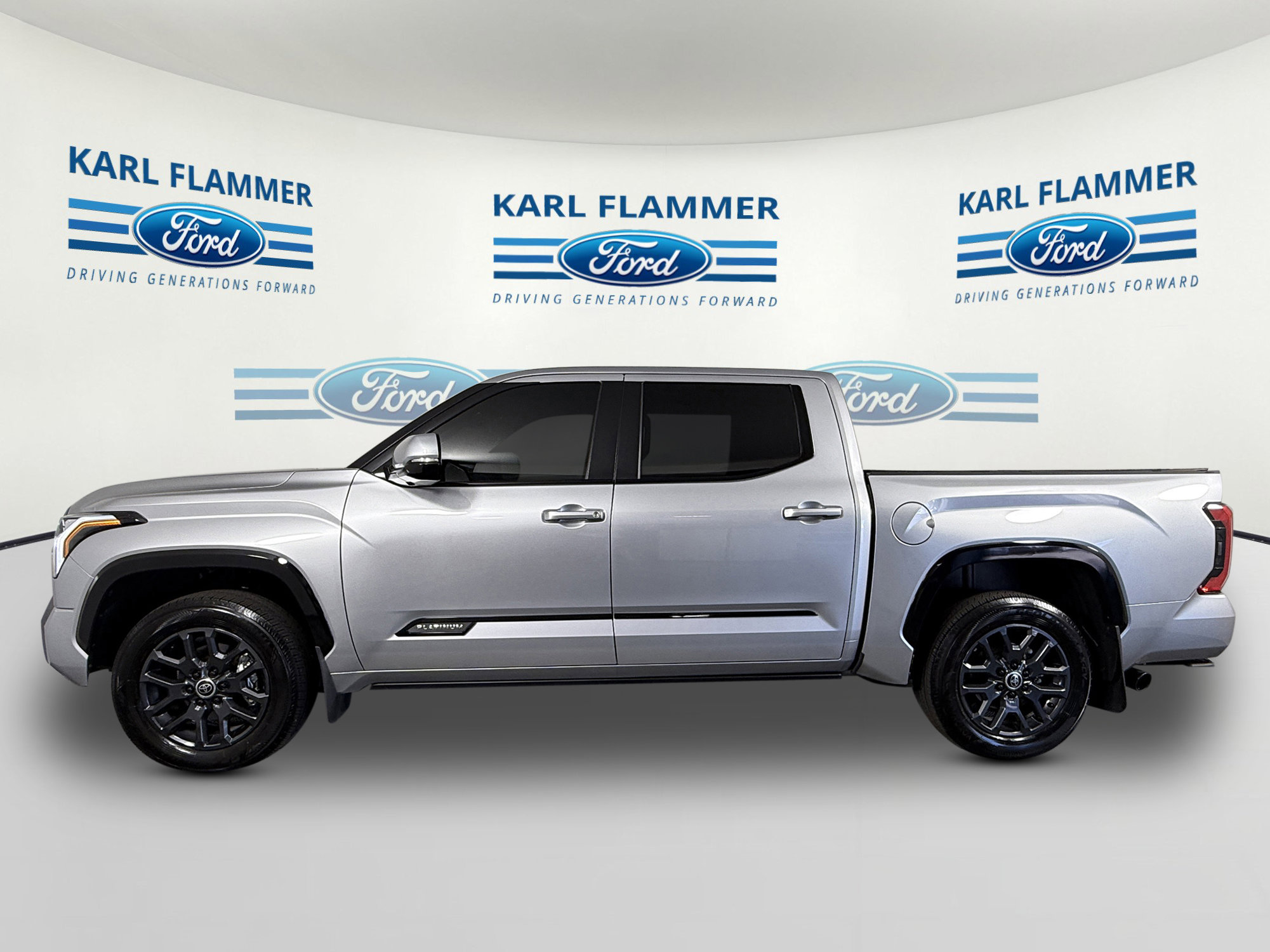 2024 Toyota Tundra Platinum photo 4